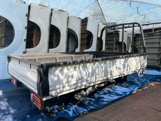 Hyundai H100 dropside bin