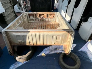 Toyota Hilux D4D double cab bin  with tailgate