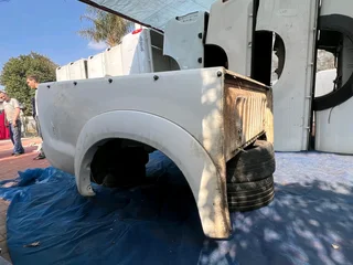 Toyota Hilux D4D double cab bin