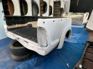 Toyota Hilux D4D double cab bin