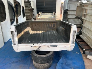 Toyota Hilux D4D double cab bin