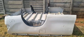 Toyota Hilux GD-6 LWB BIN 4x2 spec