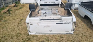 Nissan NP300 long wheel base bin