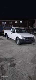 2011 isuzu kb250d long wheel base
