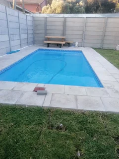 Swiming pool mentainance repair&amp;artficial grass installation and landscaping