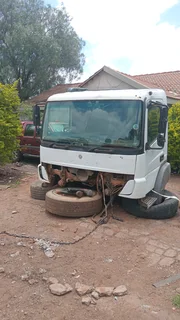 Axor mp3 3335 day cab .