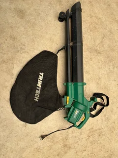 Leaf blower &amp; vacuum