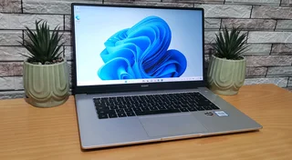 Business Huawei Matebook_Ryzen 7_512GB SSD_Windows 11