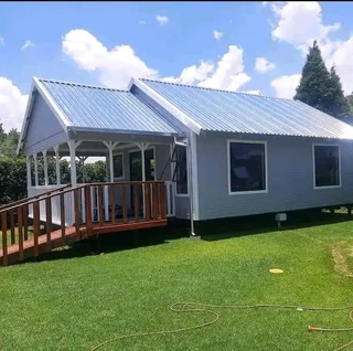 Global Wendy&#39;s And Log Home