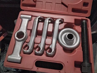 Universal Hub Puller