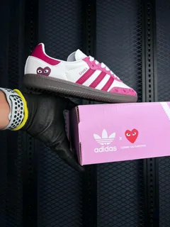 White and pink samba