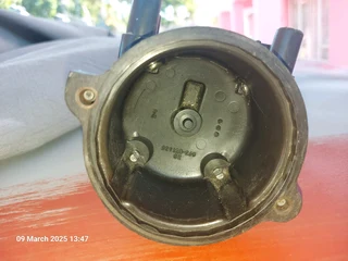 Twincam Denson distributor cap 16 valve.