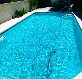 Smart and professional Lady looking for work