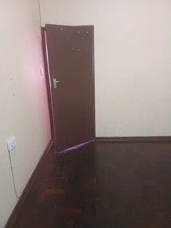 Lockable Bedroom for rent