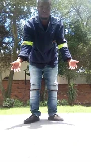 Malawian, Ruben age (30), house man,Gardener and painting