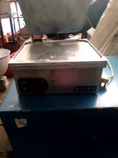 The Anvil Flat-plate sandwich presser