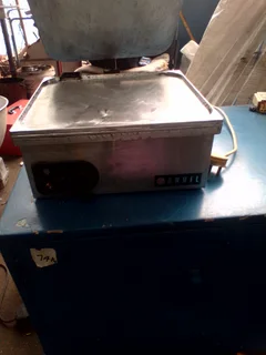 The Anvil Flat-plate sandwich presser