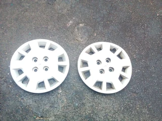 2 X 14" Hyundai Wheel Caps