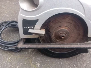 DIXON CIRCULAR SAW (NO POWER)