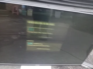 27 INCH DELL HDMI MONITOR (NEEDS ATTENTION) R450