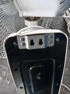 18&#34; BLUTECH WALL FAN (R250)