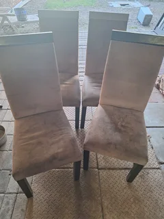 Dining chairs for sale - 4 in good condition
