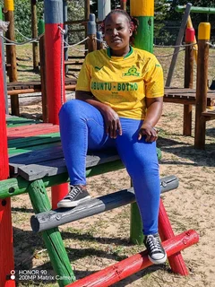 Am Olivia Kaufulu, looking for a job as a house keeper. I have a valid Malawian passport.