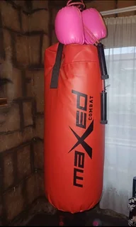 Maxed boxing punching bag