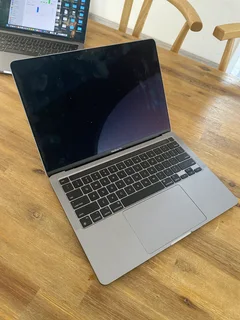 Apple MacBook Pro