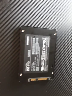 SSD 500GB R800