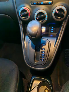 2014 Hyundai i10 1.2 GLS fluid Auto