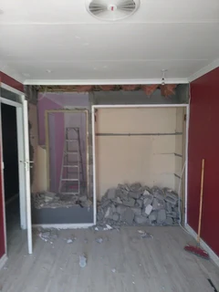 Malawi Builder in Capetown