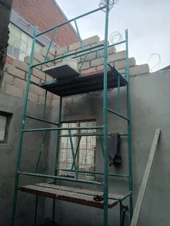 Bricklayer, Plasterer