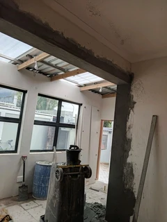 experienced Bricklayer and plasterer available