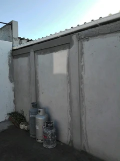 Bricklayer available