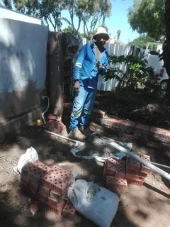 Skilled brick layer and plasterer