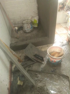 Skilled brick layer and plasterer