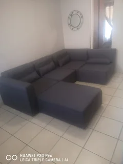 Comfortable 5 piece couch