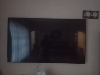 Brand New! Still in sealed box Hiscense flat screen Tv. 65 inch