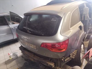 Audi Q7 tailgate for sale second hand