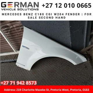 Mercedes Benz blue efficiency w204 fender – white second hand