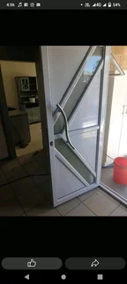 alluminiumm windows and doors and installation