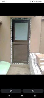 alluminiumm windows and doors and installation