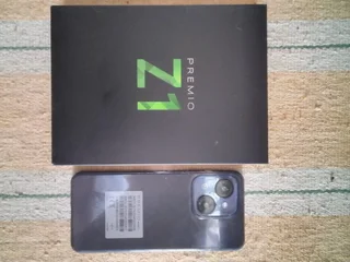 Smartphone - Ad posted by eben bloem