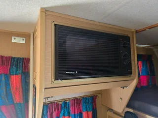 Mitsubishi L300 Camper 1990 (price is not negotiable)