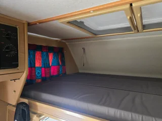Mitsubishi L300 Camper 1990 (price is not negotiable)