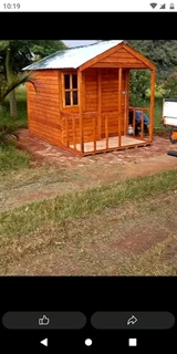 Selling wendy houses small and big sizes