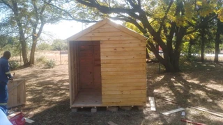 I&#39;m selling wendy houses from all sizes