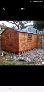 I&#39;m selling wendy houses from all sizes