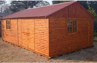 Im selling wendy houses from all sizes